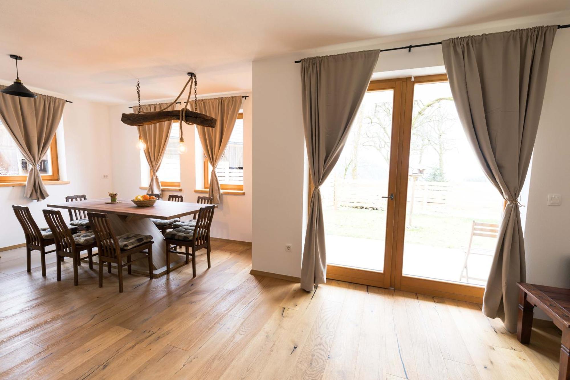 Larch House Cerklje na Gorenjskem